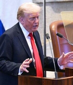 Трамп-заявив,-що-питання-Тайваню-не-обговорювалося-з-Сі-Цзіньпіном:-“Вони-знають-наслідки”