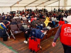 Українців вже виселяють. Німеччина закриває найбільший притулок для біженців Українців-вже-виселяють.-Німеччина-закриває-найбільший-притулок-для-біженців