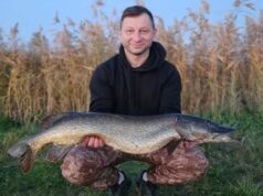 На Волині рибалка упіймав гігантську щуку На-Волині-рибалка-упіймав-гігантську-щуку