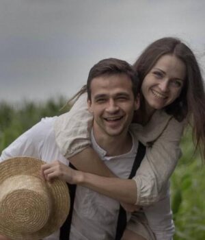 Відомий-актор-воїн-розлучається-з-дружиною-після-8-років-шлюбу