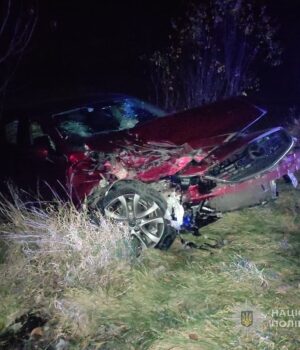 У-Ковельському-районі-mazda-влетіла-в-мікроавтобус,-є-постраждалі