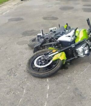 Мотоцикліст-не-впорався-з-керуванням:-у-ДТП-в-Рожищі-травмувалася-18-річна-дівчина Мотоцикліст-не-впорався-з-керуванням:-у-ДТП-в-Рожищі-травмувалася-18-річна-дівчина