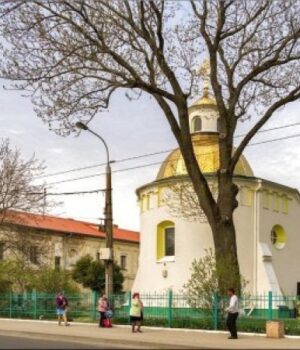 Церкву-Луцького-братства-постійно-підтоплює.-Треба-рятувати