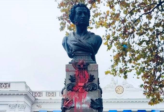 «Це-ганьба!»:-нардеп-Ігор-Гузь-вимагає-негайно-демонтувати-в-Одесі-майже-40-російських-пам’ятників-і.