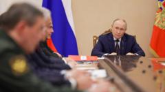 Путін розмірковує про нові ядерні випробування. Чи чекати на ядерну гонку зі США Путін-розмірковує-про-нові-ядерні-випробування.-Чи-чекати-на-ядерну-гонку-зі-США