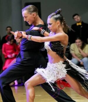 На-Кубку-України-зі-спортивного-танцю-волиняни-здобули-срібло На-Кубку-України-зі-спортивного-танцю-волиняни-здобули-срібло