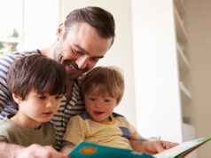 Чому дітям варто читати вірші щодня: 5 простих причин, які впливають на розвиток дитини Чому-дітям-варто-читати-вірші-щодня:-5-простих-причин,-які-впливають-на-розвиток-дитини