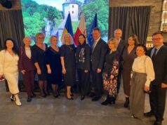 «Сьогодні ми по один бік правди»: у Луцьку відзначили річницю незалежності Польщі «Сьогодні-ми-по-один-бік-правди»:-у-Луцьку-відзначили-річницю-незалежності-Польщі