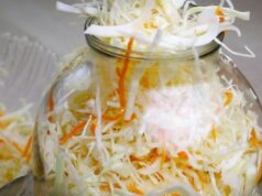 Скільки солі потрібно під час засолювання капусти — на 3-літрову банку, на 1 кг овочів Скільки-солі-потрібно-під-час-засолювання-капусти —-на 3-літрову-банку,-на 1 кг овочів