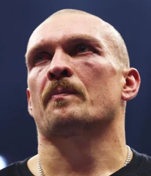 Усик-у-п'ятірці-найбагатших-боксерів-усіх-часів-з-капіталом-у-214-мільйонів-доларів Усик-у-п'ятірці-найбагатших-боксерів-усіх-часів-з-капіталом-у-214-мільйонів-доларів