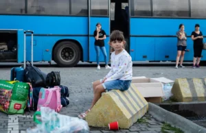 Оголошено обов’язкову евакуацію дітей з окремих територій Дніпропетровщини та Запорізької області Оголошено обов’язкову евакуацію дітей з окремих територій Дніпропетровщини та Запорізької області