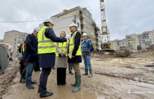 Оглянули процес будівництва житла для ВПО в Нововолинську Оглянули-процес-будівництва-житла-для-ВПО-в-Нововолинську