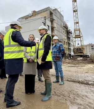 Оглянули-процес-будівництва-житла-для-ВПО-в-Нововолинську Оглянули-процес-будівництва-житла-для-ВПО-в-Нововолинську