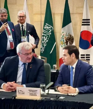 photo_2025_11_12_18_36_42.webp Сибіга закликав посилити тиск на росію: «Ціну війни для путіна потрібно підвищувати»