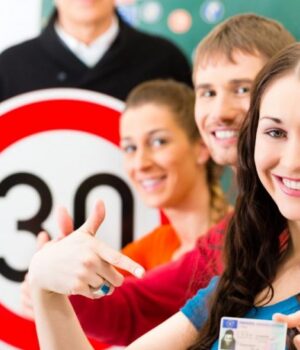 В-Україні-зникнуть-довідки-про-закінчення-автошколи:-у-МВС-розповіли-про-зміни