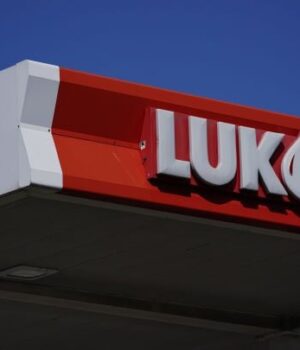 Компанія-з США-зацікавилась-купівлею-активів-російського-«Лукойл» Компанія-з США-зацікавилась-купівлею-активів-російського-«Лукойл»