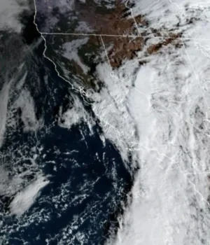 Лос-Анджелес-та-Малібу-готуються-до-загрози-зсувів-через-сильні-дощі Лос-Анджелес-та-Малібу-готуються-до-загрози-зсувів-через-сильні-дощі