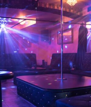 Чи-відкриється-у-Луцьку-стриптиз-клуб? Чи-відкриється-у-Луцьку-стриптиз-клуб?