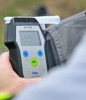 Волинянин-поскандалив-з-коханою,-п’яним-сів-за-кермо-і-попався-патрульним:-тепер-10-років-буде. Волинянин-поскандалив-з-коханою,-п’яним-сів-за-кермо-і-попався-патрульним:-тепер-10-років-буде.