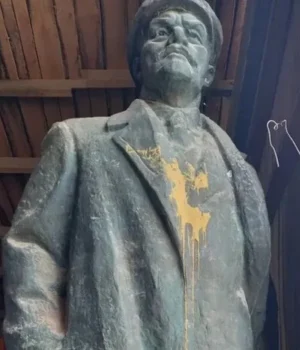 Cело на Полтавщині продає пам’ятник Леніну