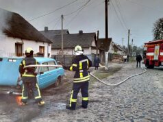 У селищі на Волині спалахнуло авто У-селищі-на-Волині-спалахнуло-авто
