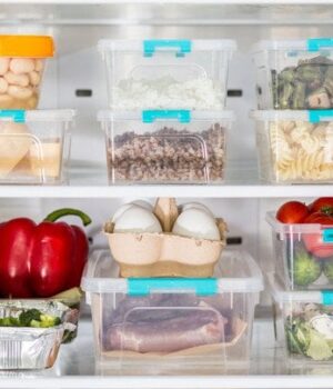 Що зробити,-щоб-у холодильнику-стало-більше-місця:-дієві-поради,-які-дійсно-працюють