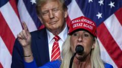 “Я йому не поклоняюся”. Чому палка соратниця Трампа різко виступила проти нього “Я-йому-не-поклоняюся”.-Чому-палка-соратниця-Трампа-різко-виступила-проти-нього