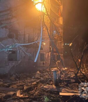 Росіяни-вдарили-по-Балаклії-на-Харківщині:-є-загиблі-та-поранені,-серед-них-діти Росіяни-вдарили-по-Балаклії-на-Харківщині:-є-загиблі-та-поранені,-серед-них-діти