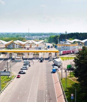 На-Волині-за-5-мільйонів-продали-понад-чотири-гектари-землі-поблизу-«Ягодина» На-Волині-за-5-мільйонів-продали-понад-чотири-гектари-землі-поблизу-«Ягодина»