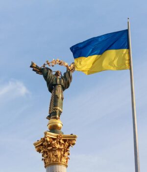 День-гідності-та-свободи:-чому-це-свято-так-важливе-для-українців День-гідності-та-свободи:-чому-це-свято-так-важливе-для-українців