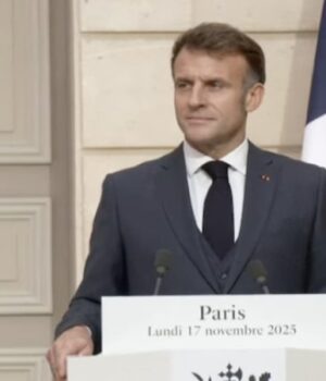 Україні-потрібно-дати-таку-зброю,-щоб-відпало-бажання-на-неї-нападати,-–-Макрон Україні-потрібно-дати-таку-зброю,-щоб-відпало-бажання-на-неї-нападати,-–-Макрон