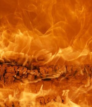 У-РФ-стався-вибух-на-газопроводі-під-Омськом:-спалахнула-масштабна-пожежа