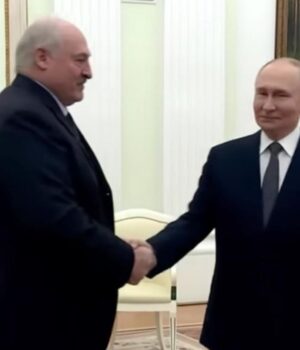 Білорусь-за-допомогою-Китаю-виробляє-для-Росії-зброю:-в-dw-повідомили-подробиці Білорусь-за-допомогою-Китаю-виробляє-для-Росії-зброю:-в-dw-повідомили-подробиці