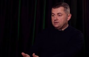 Колишній ректор ЛНТУ Савчук хоче повернутися у крісло. Вахович його ігнорує Колишній-ректор-ЛНТУ-Савчук-хоче-повернутися-у-крісло.-Вахович-його-ігнорує