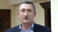 “Діалоги Тарантіно” і слід патріарха: як Чернишова відправляли під варту через “плівки Міндіча” “Діалоги-Тарантіно”-і-слід-патріарха:-як-Чернишова-відправляли-під-варту-через-“плівки-Міндіча”