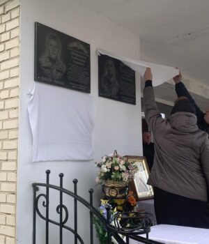 У-Берестечківській-громаді-відкрили-меморіальні-дошки-двом-Героям