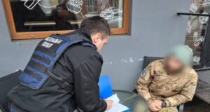 Син мера Умані отримував соцвиплати за фіктивну інвалідність, які програвав в онлайн-казино Син-мера-Умані-отримував-соцвиплати-за-фіктивну-інвалідність,-які-програвав-в-онлайн-казино