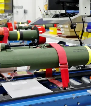 США-схвалили-продаж-Індії-ракет-javelin-і-боєприпасів-excalibur-на-93-млн-доларів