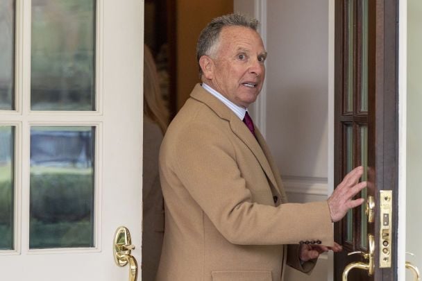 Кремлівський-посередник-“вертить”-Віткоффом-у переговорах-Трампа-про-Україну —-політолог