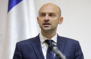 Мир в Україні не може бути досягнутий шляхом капітуляції, – глава МЗС Франції Мир-в-Україні-не-може-бути-досягнутий-шляхом-капітуляції,-–-глава-МЗС-Франції