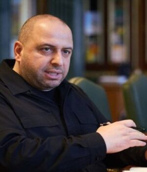 Умєров-повернувся-з-закордонного-відрядження,-–-ЗМІ