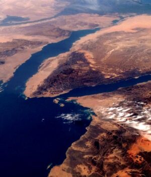 Азія-та-Африка-поступово-віддаляються-одна-від-одної:-у-чому-небезпека