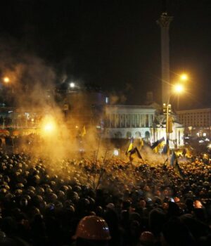 Молодь-має-великі-прогалини-у-знаннях-про-Майдан:-експерт-пояснив,-в-чому-причина Молодь-має-великі-прогалини-у-знаннях-про-Майдан:-експерт-пояснив,-в-чому-причина