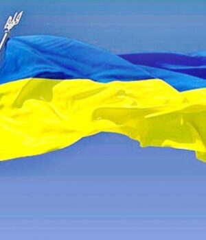 У-місті-на-Волині-замайорів-30-метровий-прапор-України