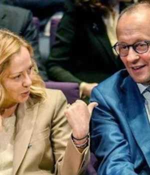 Мелоні-обговорила-з-Мерцом-мирний-план-США