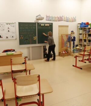 Зимові-канікули-у-школах:-коли-розпочнуться-і-скільки-триватимуть-в-різних-містах-України