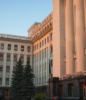 Зеленський-затвердив-склад-переговорників-щодо-«мирного-плану».-Хто-туди-увійшов