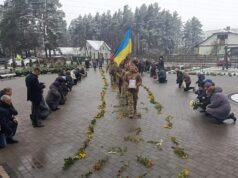 На Волині попрощалися з військовим Едуардом Радчуком, який трагічно загинув у ДТП На-Волині-попрощалися-з-військовим-Едуардом-Радчуком,-який-трагічно-загинув-у-ДТП