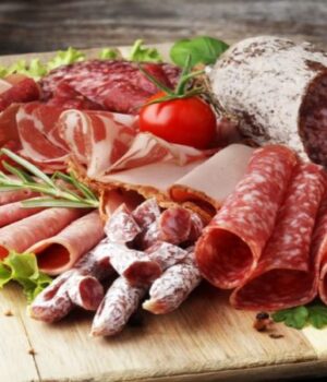 Чи-подорожчають-м’ясні-делікатеси-перед-святами:-прогноз-економіста