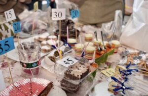 На благодійному ярмарку у Нововолинському ліцеї зібрали понад 140 тисяч На-благодійному-ярмарку-у-Нововолинському-ліцеї-зібрали-понад-140-тисяч